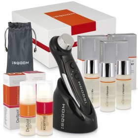 مجموعة سكوم الأولية لتفتيح البشرة